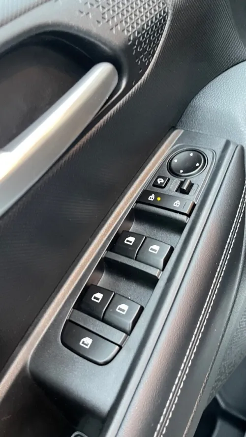 Kia Sonet  2025 Full options