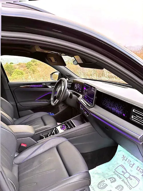 Volkswagen Tiguan 2025 R-Line