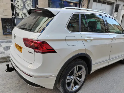 Volkswagen Tiguan 2019 R Line