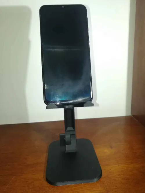 Réglable Mobile Support / Adjustable Phone Support