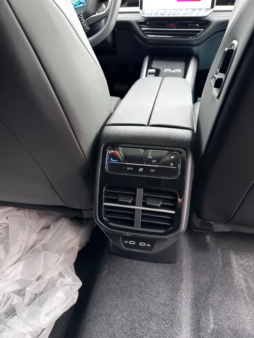 Volkswagen Passat 2025 Pro