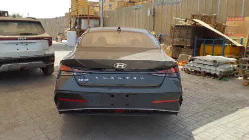 Hyundai Elantra 2025 Luxuri