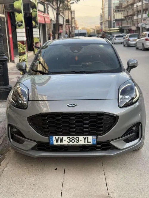 Ford puma 2023 St Line Hybrid