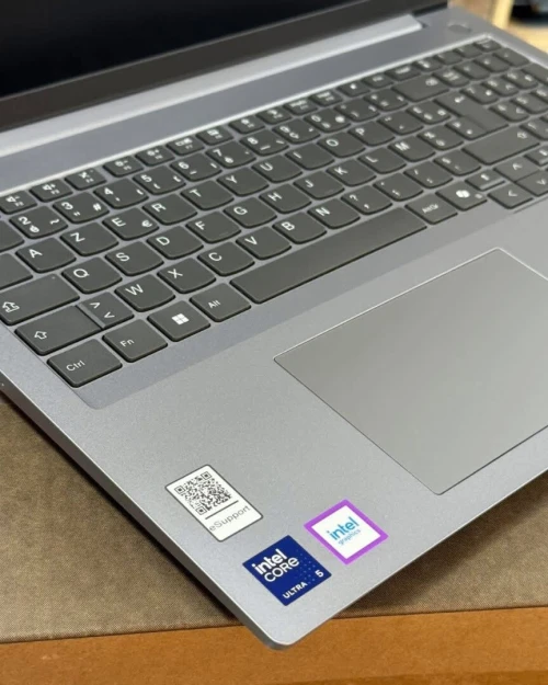 Lenovo ThinkBook 16 G7 IML (2025) / Core Ultra 5 125U / 8GB RAM / 512GB SSD /