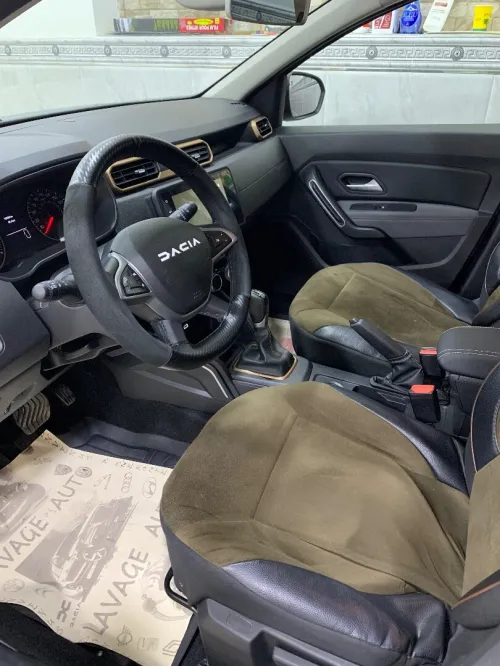 Dacia Duster 2025 Gold