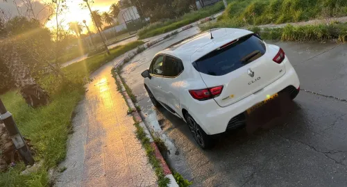 Renault Clio 4 2016 Ivory