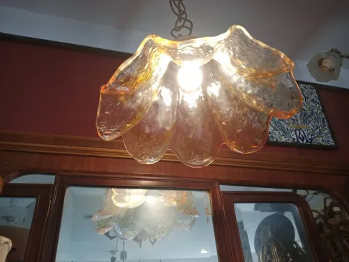 Lustre, suspension, Pendentif en verre d'art ambré de Murano des années 1970, desinger Mazzega 