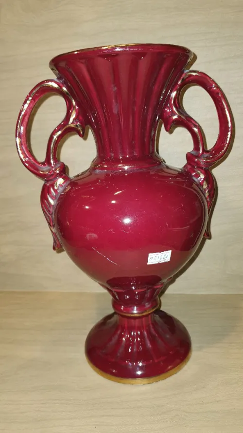 Ensemble vintage en céramique bordeaux Vase amphore & coupe, Style romantique/ rococo, scène galante