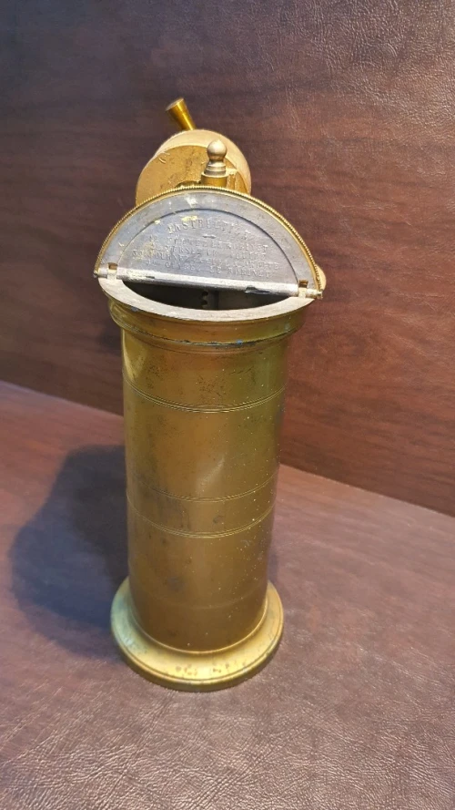Cabinet de curiosité Véritable Irrigateur Systeme Du Docteur Eguisier N2 du XIXème Siècle PARIS 