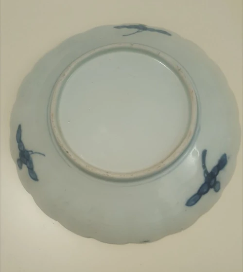 Assiette japonaise en porcelaine Imari période Meiji XIXème siècle de collection peints à la main