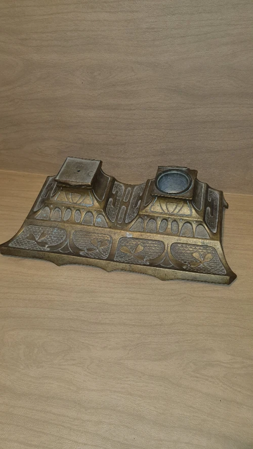 Élégant Encrier Double Ancien en Bronze, Style Art Nouveau, c. 1900