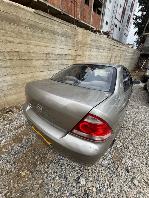 Nissan Sunny 2015 