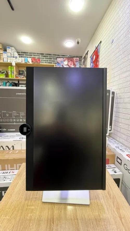 Écran de visioconférence Dell Pro 24 Plus - P2424HEB