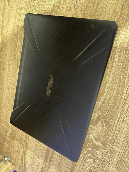 ASUS TUF FX505DT  Ryzen 5  GTX 1650  16GB RAM  120Hz  Très propre