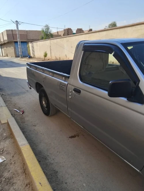 Nissan Pickup 2011 Pickup