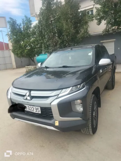 Mitsubishi L200 2022 Doube cabine Evolution