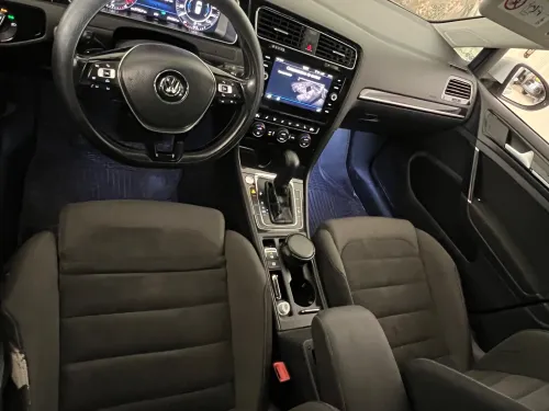Volkswagen Golf 7 2017 CARAT