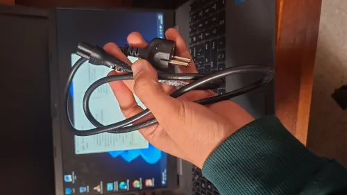LAPTOP HP 250 G9  NEUF NON UTILISÉ
