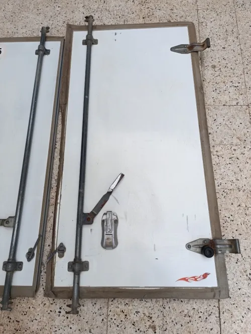 Portes arrières frigo KIA K2700
