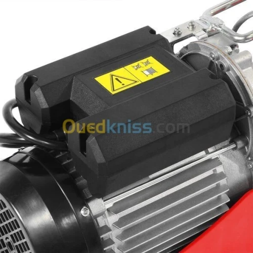 Monte Charge Electrique 20 M . 300 Kg -BEETRO( Facturation Disponible )