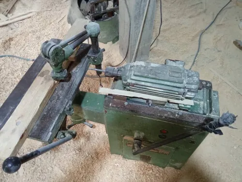 la menuiserie toupie morteuse penseuse degou cie circulaire raboteuse