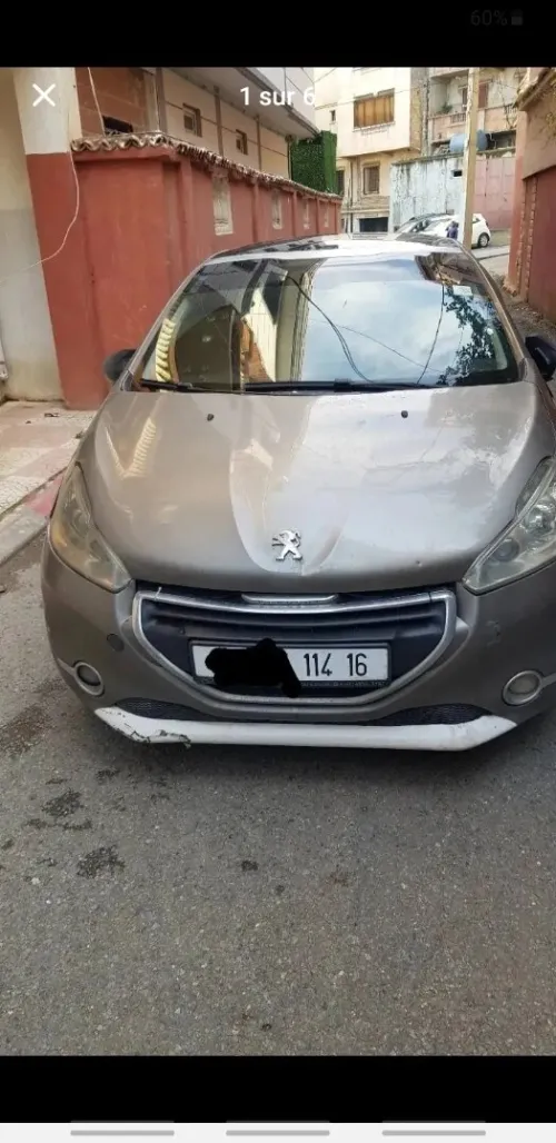 Peugeot 208 2014 Allure