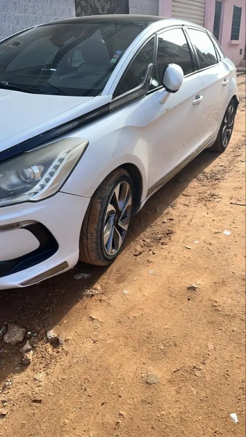 DS DS5 2014 DS5