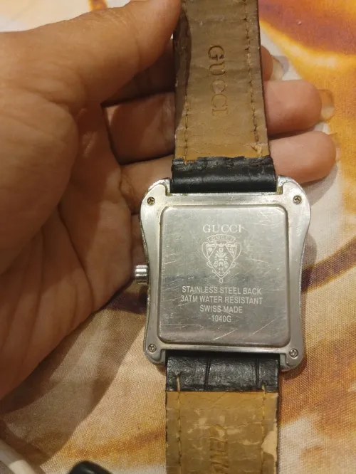 Montres original homme Gucci 