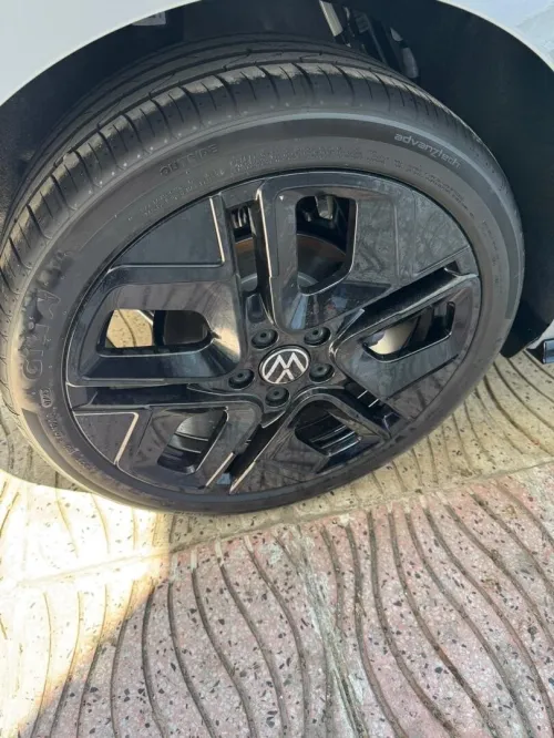 Volkswagen GOLF 8.5 2025 R LINE