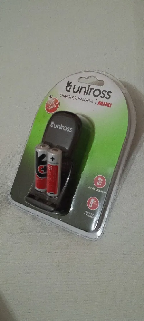 Chargeur Uniross q