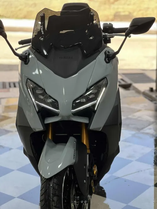 Yamaha T Max 563 2025