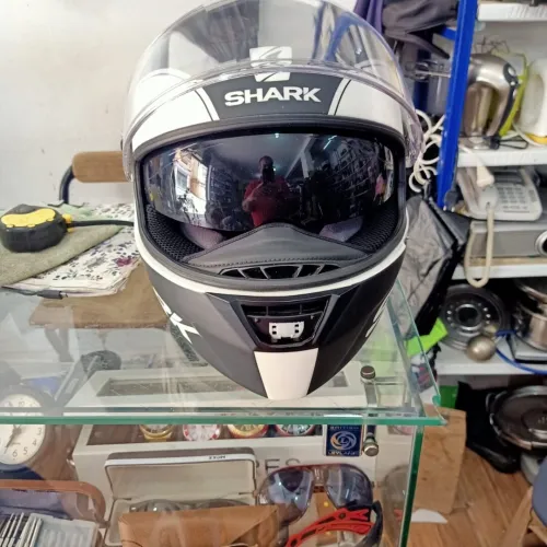 Casque shark 
