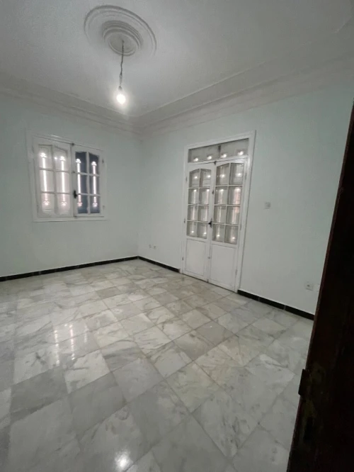 Location Appartement Niveau de villa F4 Alger Les eucalyptus
