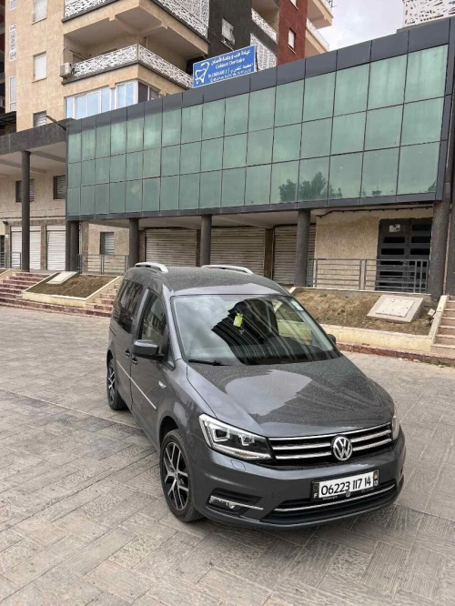Volkswagen Caddy 2017 Highline