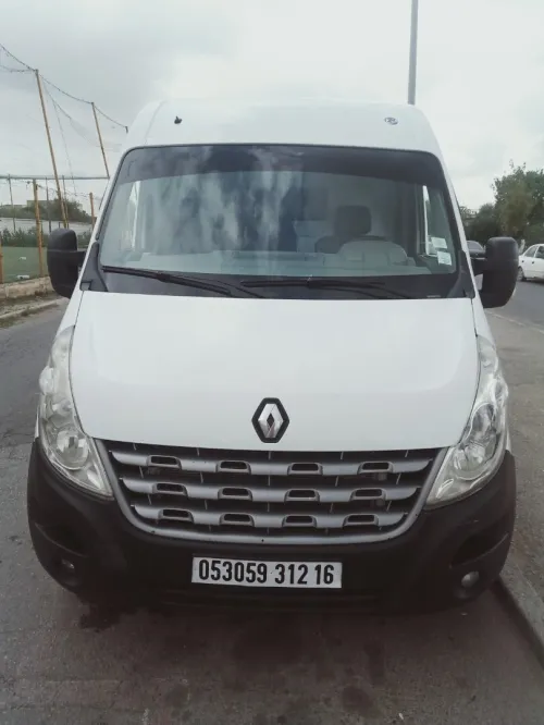 Renault master 2012