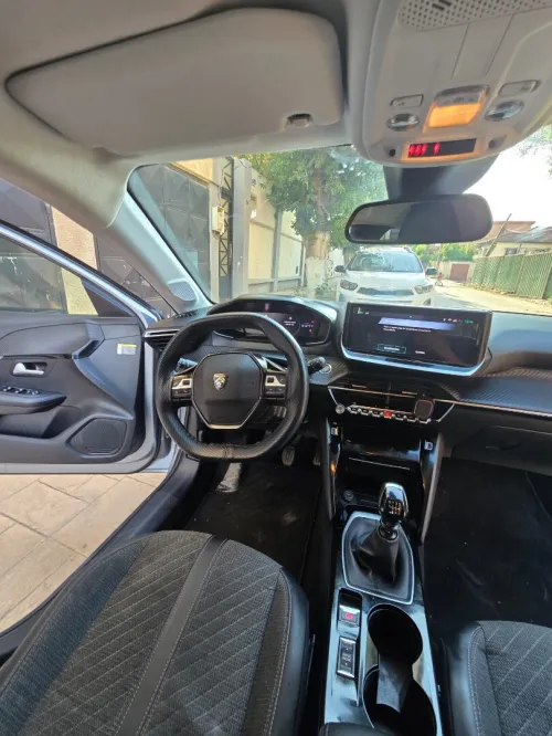Peugeot 208 2024 Allure Pack