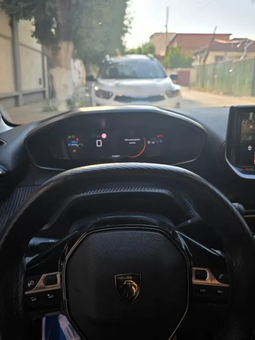 Peugeot 208 2024 Allure Pack