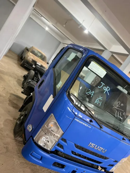 Isuzu Super jampo 2026
