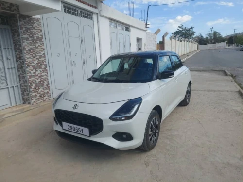 Suzuki Swift 2025 black and white edition