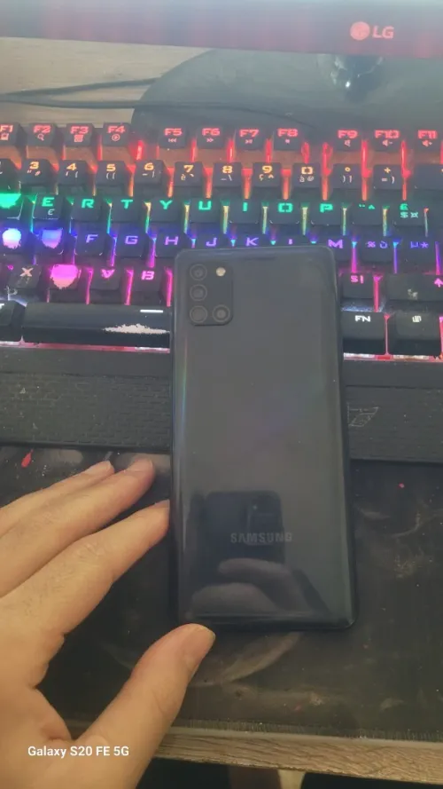 Samsung A31
