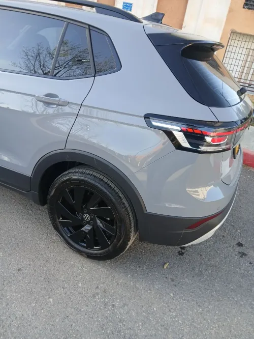 Volkswagen Tahru 2025 Sharp