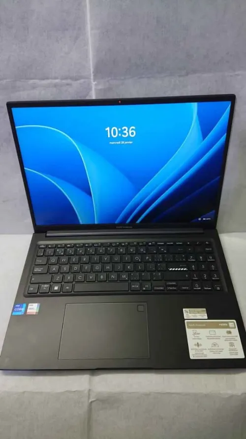 ASUS Vivo 16X1605