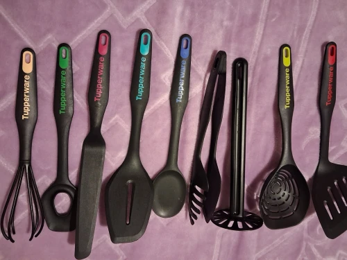 Ustensiles de cuisine marque tuperoire