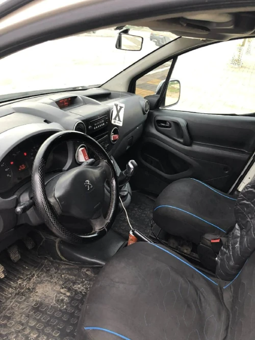 Peugeot Partner 2013 B9