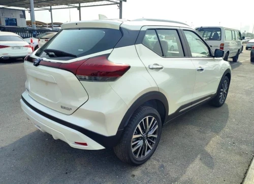 Nissan kicks 2025 