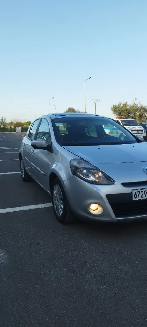 Renault Clio 3 2012 Night and Day
