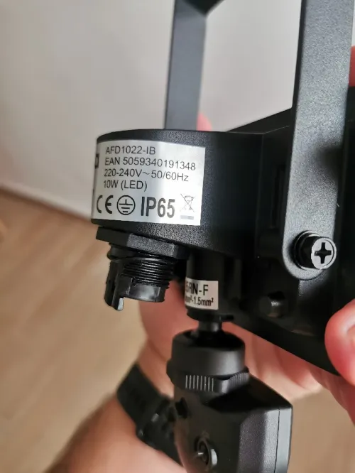Projecteur avec détecteur de mouvement