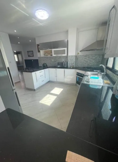 Location Appartement Niveau de villa F3 Alger Hydra
