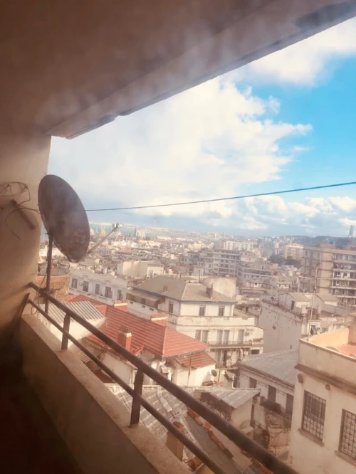 Cherche location Appartement F6 Alger Alger centre