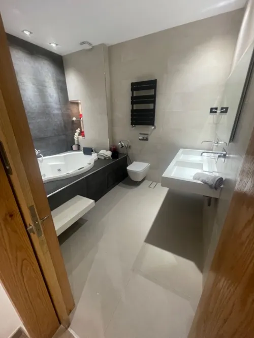 Cherche achat Appartement F7 Alger Alger centre